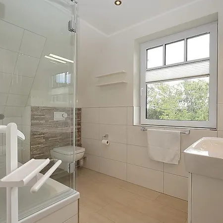 Reethaus Am Mariannenweg 11b *